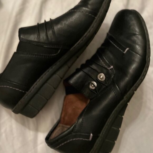 Europeans size 41  womens black   leather shoes spring step 91/2 casual dress - Picture 4 of 6